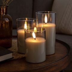 LED-Stumpenkerzen-Set im graugetönten Glas mit Flammeneffekt, Ø7,5 cm, 3 Stk. - inkl. Fernbedienung, Timer, Höhe 10/12,5/15 cm
