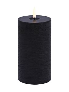 Uyuni - LED-Stumpenkerze mit geschmolzenem Look - Forest Black - Rustic - 7,8x15 cm