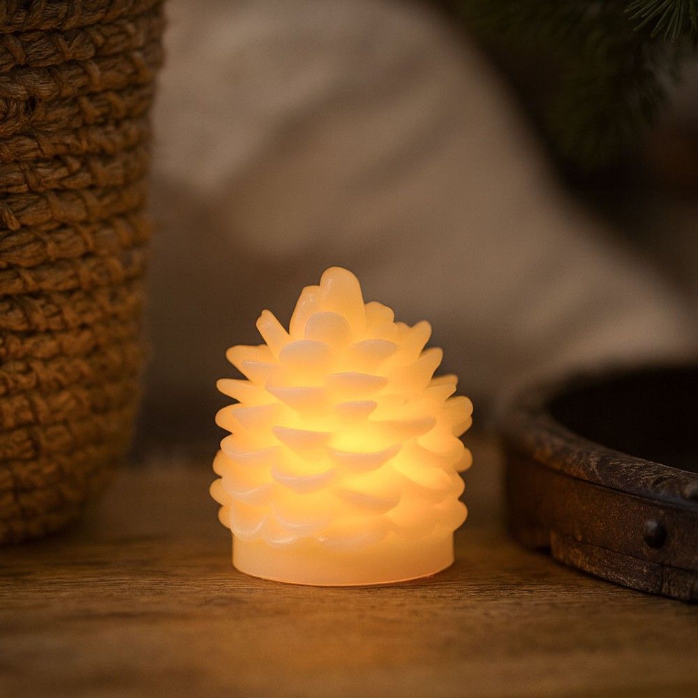 LED-Tannenzapfenkerze mit flackerndem Flammeneffekt in Weiß - H8 cm, Ø6 cm, echtes Stearin