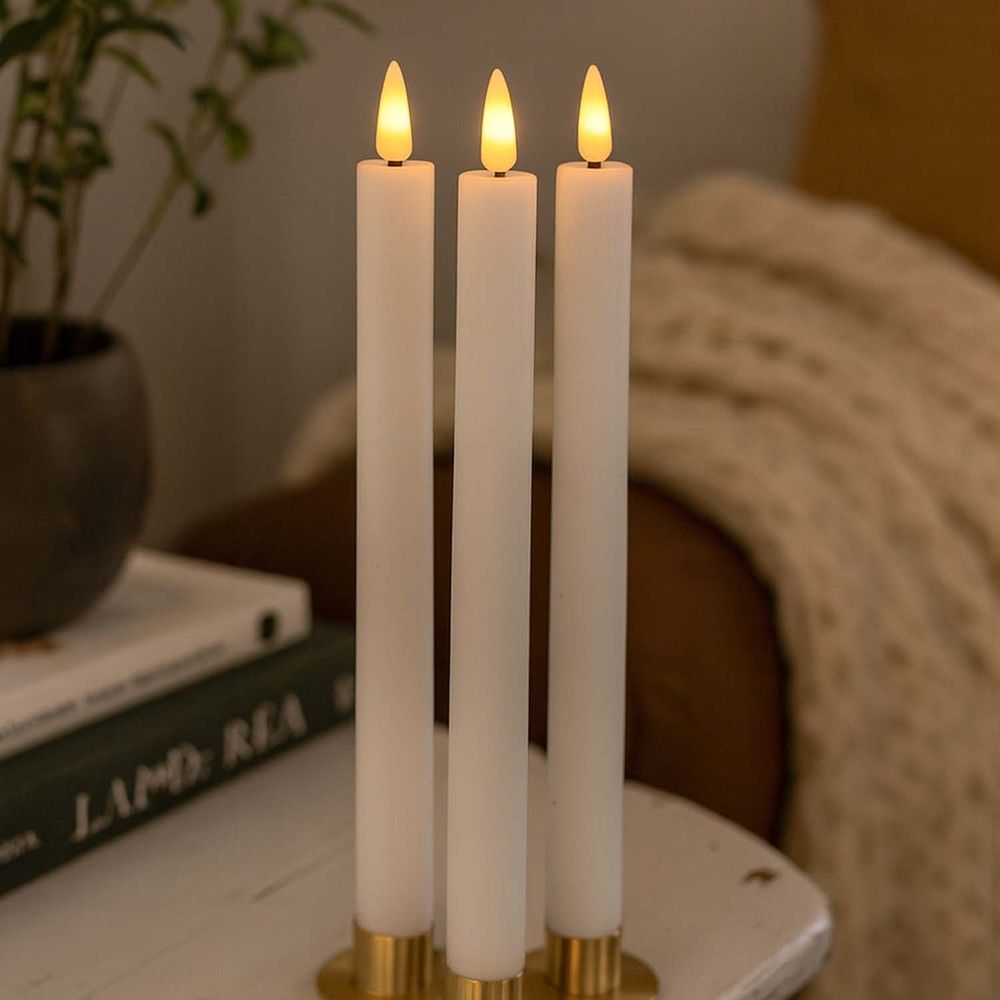 3er-Pack weiße LED-Kerzen mit Flammeneffekt - Ø2,2 cm, Höhe: 24,5 cm, Stabkerzen, Fernbedienung, Timer, batteriebetrieben