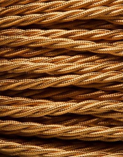 Goldenes gedrehtes Textilkabel