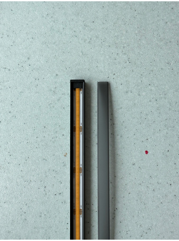 Akustikpaneel mit warmweißem LED-Licht